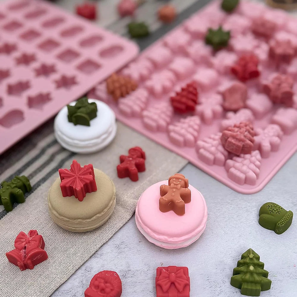 Christmas Silicone Mold for Xmas Chocolate Decor,6/7 Shapes Gummy Mould,Santa Snowflake Tree Gingerbread Food Grade Baking Mould